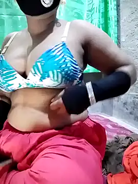 Snapshot of Mistompa24 chatting on December 2025 06:17:01 PM Mistompa24 online show from December 2025 06:17:01 PM