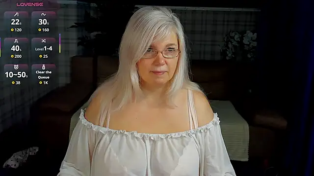 Snapshot of Hella_Fabel chatting on March 2026 01:13:01 AM Hella Fabel online show from March 2026 01:13:01 AM