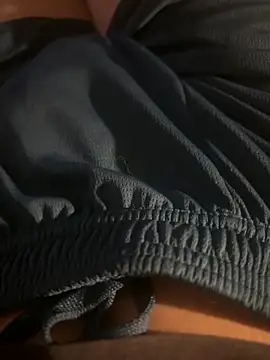 leuleu33 online show from September 2025 11:53:01 PM