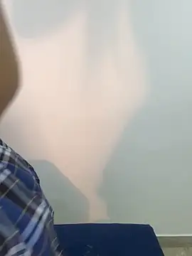 BrendaCrean online show from October 2025 03:24:02 PM