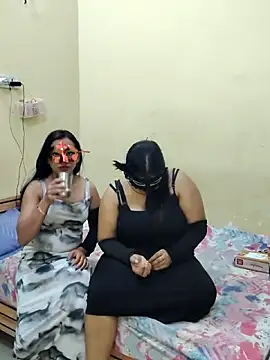 Hot modal online show from May 2026 06:04:02 PM