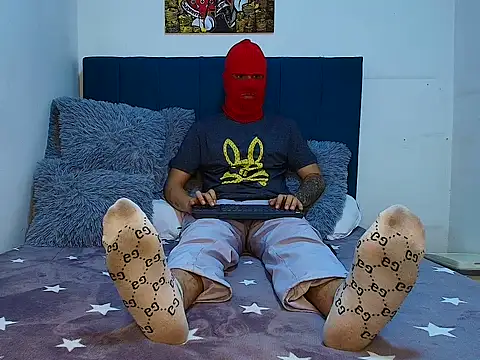 Snapshot of Warmteam777 chatting on November 2025 02:03:01 AM Warmteam777 online show from November 2025 02:03:01 AM