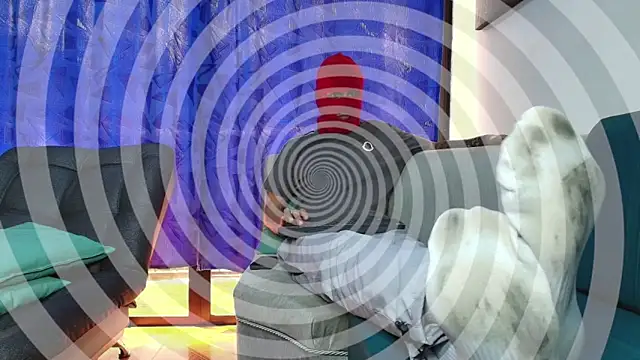 Snapshot of Warmteam777 chatting on December 2025 06:56:01 PM Warmteam777 online show from December 2025 06:56:01 PM