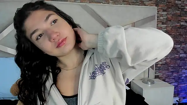 Snapshot of Valery_Brand chatting on September 2025 11:26:01 AM Valery Brand online show from September 2025 11:26:01 AM