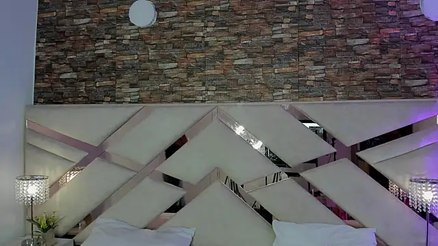 Snapshot of Valery_Brand chatting on October 2025 12:56:02 PM Valery Brand online show from October 2025 12:56:02 PM