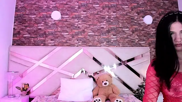 Snapshot of Valery_Brand chatting on December 2025 12:36:01 PM Valery Brand online show from December 2025 12:36:01 PM