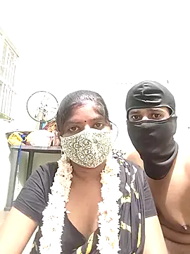 crazcy-couples online show from September 2025 04:18:02 PM