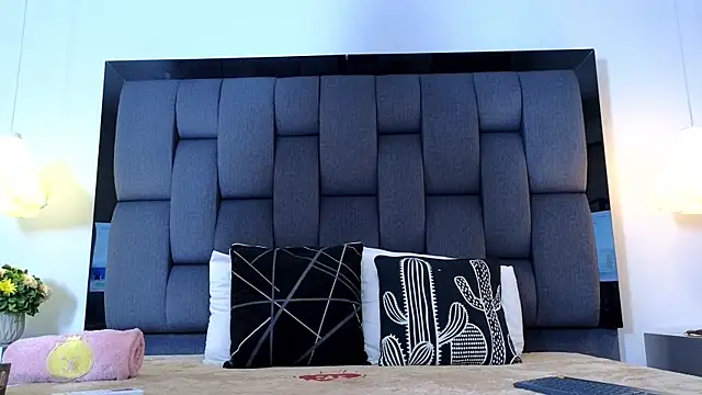 Calipso Parisi online show from September 2025 01:22:01 PM