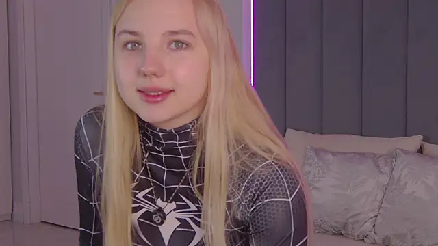 Sky Cutie online show from April 2026 04:30:02 AM