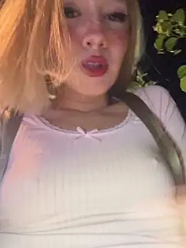 SweetBunnyGF online show from November 2025 12:22:02 AM