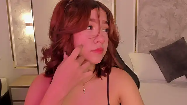 Snapshot of doll_eyees_ chatting on September 2025 02:27:01 AM doll eyees online show from September 2025 02:27:01 AM