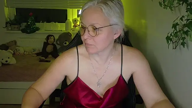 Linsy Kim online show from February 2026 11:01:01 PM