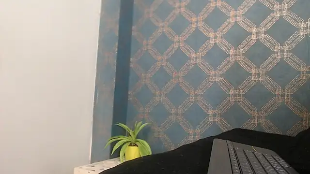 Snapshot of scarlett646 chatting on September 2025 03:06:02 AM scarlett646 online show from September 2025 03:06:02 AM