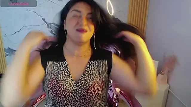 Snapshot of tamara_ch1 chatting on October 2025 03:24:02 AM tamara ch1 online show from October 2025 03:24:02 AM