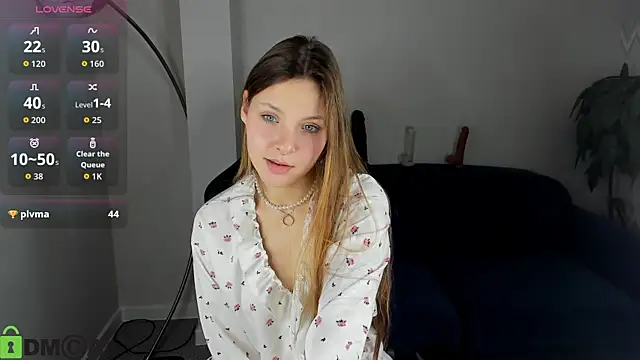 Snapshot of Hina_Smith chatting on November 2025 11:21:02 AM Hina Smith online show from November 2025 11:21:02 AM