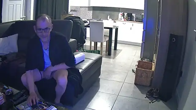 Snapshot of fabDu59 chatting on April 2026 07:27:02 PM fabDu59 online show from April 2026 07:27:02 PM