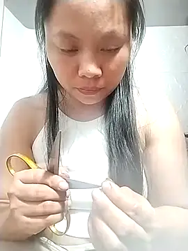 venu00 online show from April 2026 03:27:01 PM