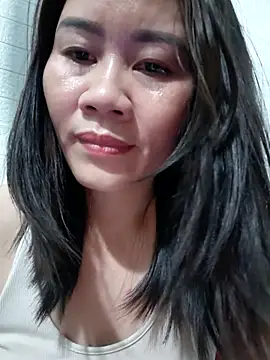 Snapshot of Singlemom69x chatting on October 2025 02:39:02 PM Singlemom69x online show from October 2025 02:39:02 PM