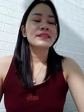 Snapshot of Singlemom69x chatting on November 2025 02:14:01 AM Singlemom69x online show from November 2025 02:14:01 AM