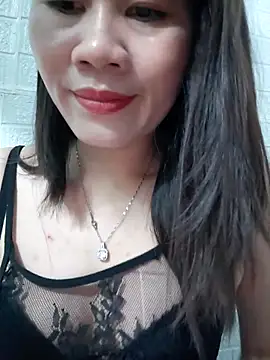 Snapshot of Singlemom69x chatting on November 2025 01:38:01 AM Singlemom69x online show from November 2025 01:38:01 AM