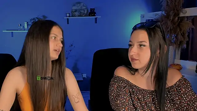 Snapshot of talia_seduce chatting on September 2025 01:32:01 PM talia seduce online show from September 2025 01:32:01 PM