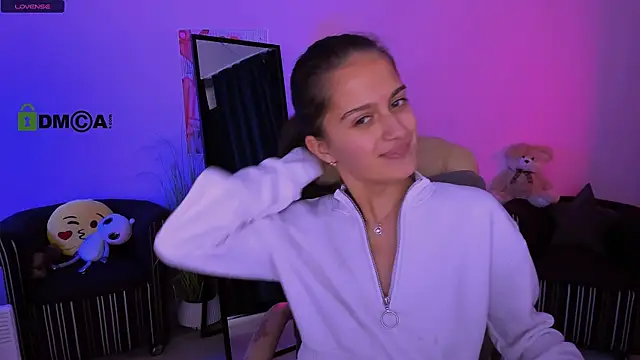 Snapshot of talia_seduce chatting on October 2025 03:12:02 PM talia seduce online show from October 2025 03:12:02 PM