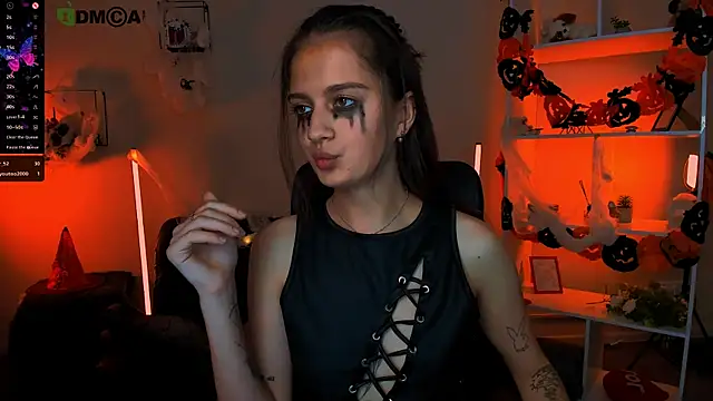 Snapshot of talia_seduce chatting on October 2025 02:50:02 PM talia seduce online show from October 2025 02:50:02 PM