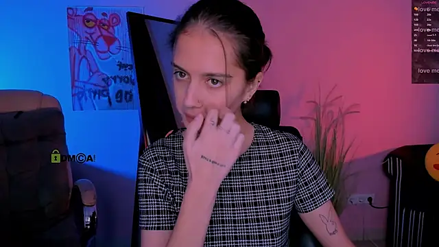 Snapshot of talia_seduce chatting on November 2025 01:00:01 PM talia seduce online show from November 2025 01:00:01 PM