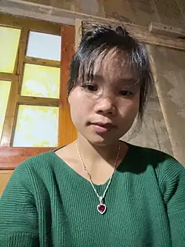 Ngoc-bbi online show from December 2025 10:00:02 AM