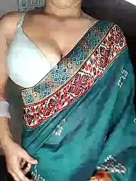 Snapshot of Savita2310 chatting on November 2025 06:06:02 PM Savita2310 online show from November 2025 06:06:02 PM