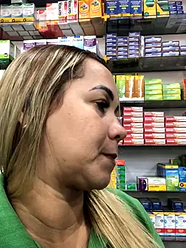 Snapshot of imoly99 chatting on October 2025 06:59:01 PM imoly99 online show from October 2025 06:59:01 PM