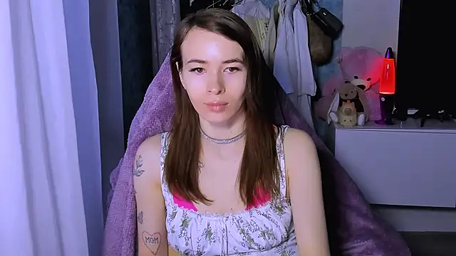 Snapshot of ZoyaMill chatting on November 2025 05:54:01 AM ZoyaMill online show from November 2025 05:54:01 AM