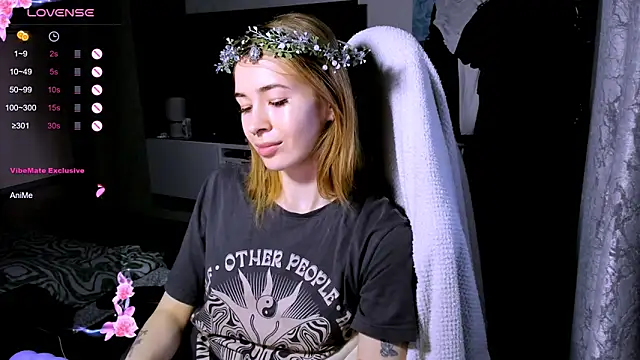 Snapshot of ZoyaMill chatting on March 2026 08:37:02 AM ZoyaMill online show from March 2026 08:37:02 AM