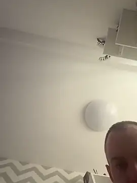 Seriy43 online show from November 2025 09:06:02 AM