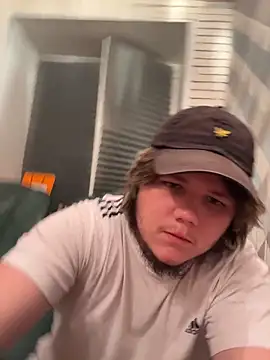 desiredude9 online show from November 2025 06:35:01 PM