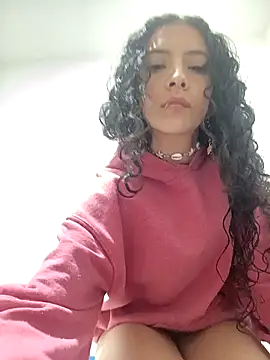 velvetnoirxo online show from October 2025 01:09:02 AM