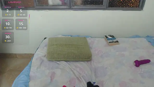 Snapshot of Juliethserna chatting on November 2025 05:09:02 AM Juliethserna online show from November 2025 05:09:02 AM