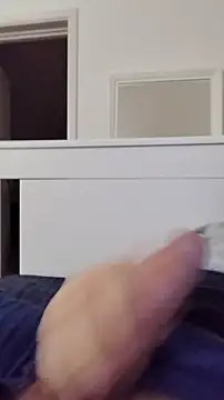 Snapshot of NewJoiner chatting on November 2025 09:05:02 PM NewJoiner online show from November 2025 09:05:02 PM