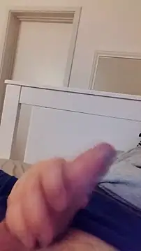 Snapshot of NewJoiner chatting on November 2025 05:48:01 PM NewJoiner online show from November 2025 05:48:01 PM