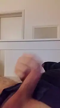 Snapshot of NewJoiner chatting on February 2026 05:11:01 PM NewJoiner online show from February 2026 05:11:01 PM