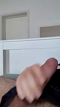 Snapshot of NewJoiner chatting on March 2026 09:31:02 AM NewJoiner online show from March 2026 09:31:02 AM