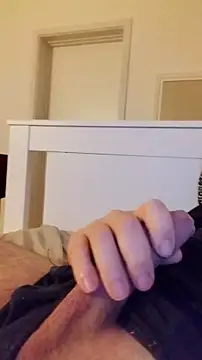 Snapshot of NewJoiner chatting on April 2026 06:36:02 PM NewJoiner online show from April 2026 06:36:02 PM