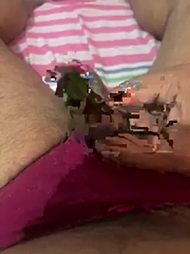 Snapshot of onelamalmi chatting on April 2026 06:24:01 AM onelamalmi online show from April 2026 06:24:01 AM