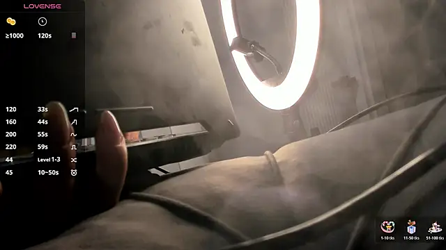 Snapshot of SaraShine_ chatting on April 2026 08:17:01 AM SaraShine online show from April 2026 08:17:01 AM