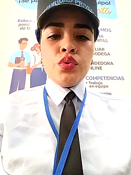 Snapshot of MAYE__13 chatting on November 2025 01:00:02 PM MAYE 13 online show from November 2025 01:00:02 PM