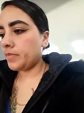 Snapshot of MAYE__13 chatting on November 2025 12:00:02 PM MAYE 13 online show from November 2025 12:00:02 PM