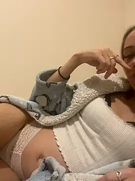 Angelloverxo online show from December 2025 12:31:02 AM