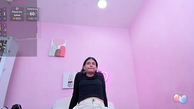 Georgina Ferri  online show from September 2025 05:13:02 PM