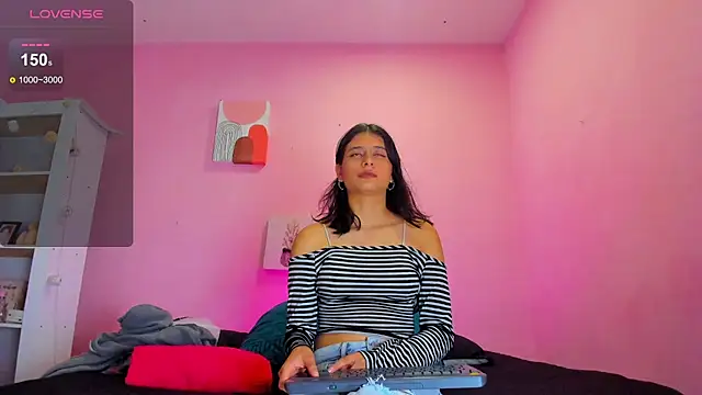 Georgina Ferri  online show from October 2025 05:10:02 PM