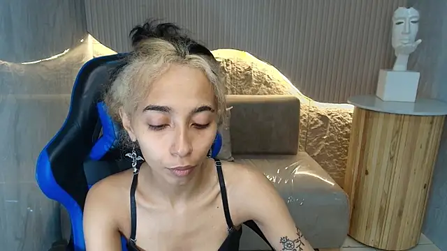 Agnis ink r online show from October 2025 12:50:02 PM